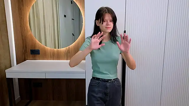 MauraDenis online show from November 2025 01:44:02 AM