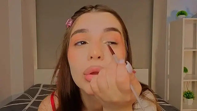 LauraHansil online show from February 2026 06:32:02 AM