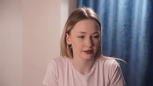 Snapshot of GaryKanney chatting on October 2025 04:44:02 AM GaryKanney online show from October 2025 04:44:02 AM