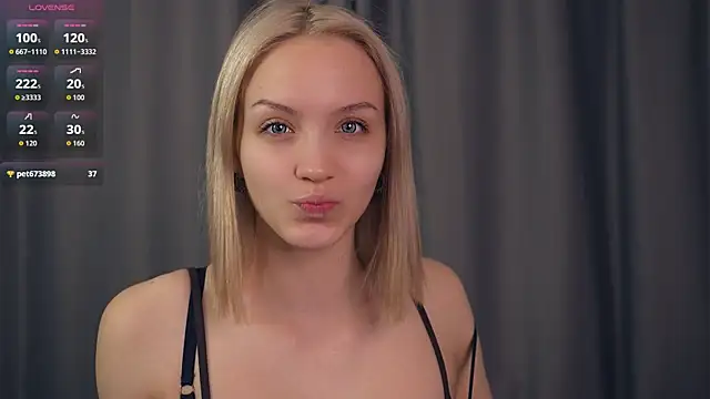 VetaManhardt online show from April 2026 10:21:02 PM