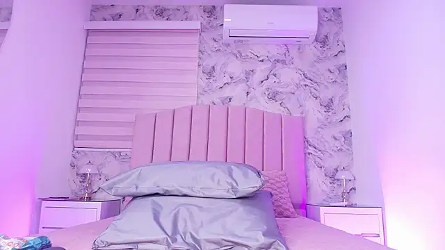 emma trix online show from April 2026 11:55:01 AM