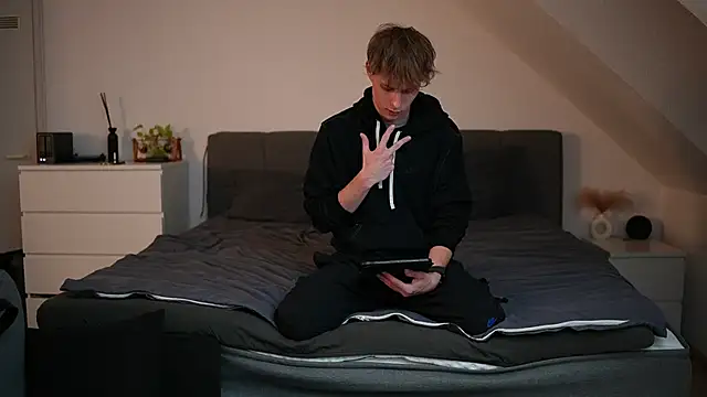 InnocentGuysOF online show from March 2026 06:19:02 PM