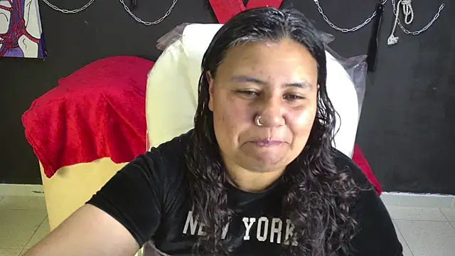 Snapshot of serenamystsh chatting on November 2025 03:49:02 AM serenamystsh online show from November 2025 03:49:02 AM