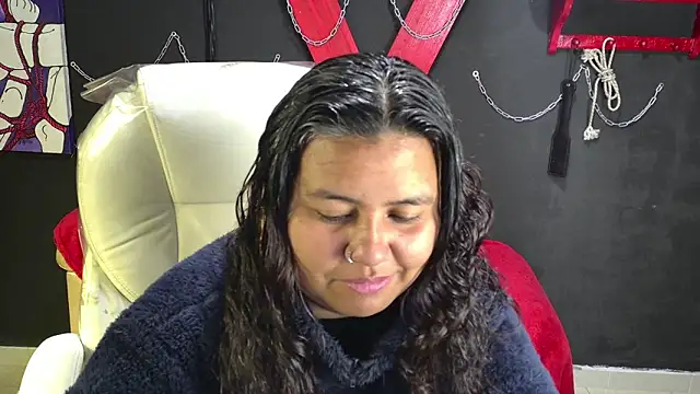 Snapshot of serenamystsh chatting on November 2025 02:45:02 AM serenamystsh online show from November 2025 02:45:02 AM