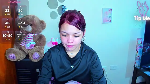 Emma boo online show from March 2026 03:21:02 PM