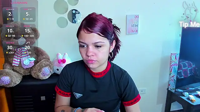 Snapshot of Emma_boo chatting on February 2026 03:33:02 PM Emma boo online show from February 2026 03:33:02 PM