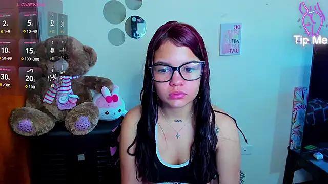 Emma boo online show from March 2026 01:52:02 PM