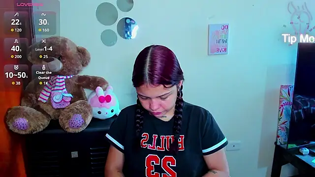 Snapshot of Emma_boo chatting on March 2026 02:13:02 PM Emma boo online show from March 2026 02:13:02 PM