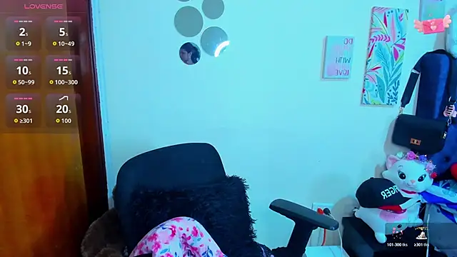 Emma boo online show from November 2025 02:32:01 PM