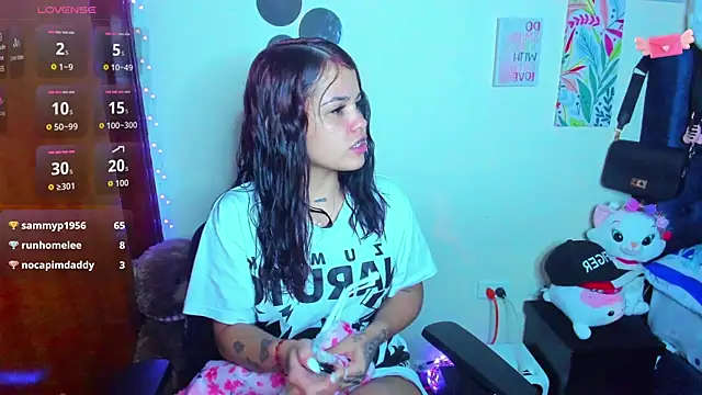 Emma boo online show from November 2025 04:27:02 AM