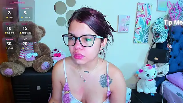 Emma boo online show from January 2026 04:02:02 PM