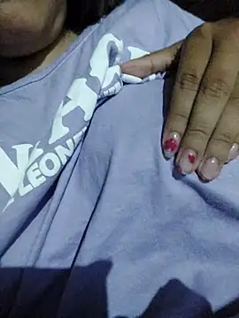 Snapshot of Camilu23 chatting on October 2025 10:31:01 PM Camilu23 online show from October 2025 10:31:01 PM