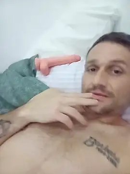 Caliguy36 online show from November 2025 06:29:02 AM