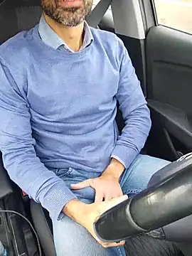 panco pillo online show from December 2025 01:32:01 PM