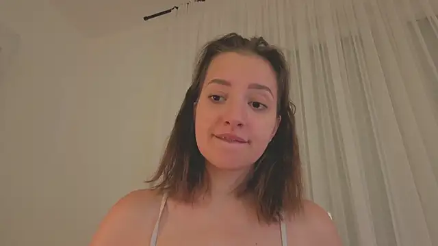 Snapshot of _annieone chatting on October 2025 10:31:01 PM  annieone online show from October 2025 10:31:01 PM