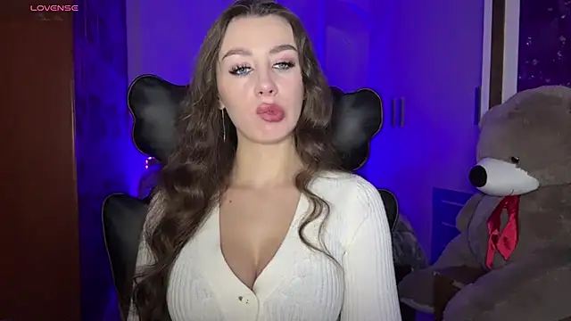 Snapshot of SweetCherry__N chatting on December 2025 09:25:02 PM SweetCherry N online show from December 2025 09:25:02 PM