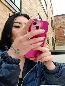 Snapshot of Moon_And_Sunn chatting on October 2025 01:42:05 PM Moon And Sunn online show from October 2025 01:42:05 PM