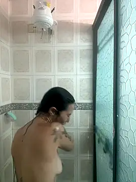 Moon And Sunn online show from November 2025 11:09:01 PM