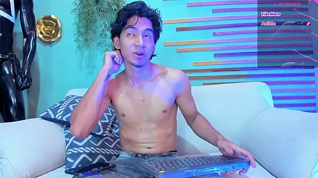 kane del toro online show from November 2025 02:53:01 PM