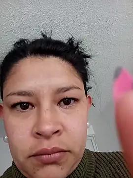 Snapshot of Macarena-2 chatting on October 2025 09:47:01 PM Macarena-2 online show from October 2025 09:47:01 PM