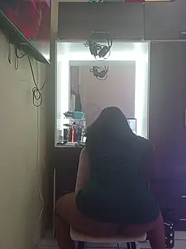 Diosa339 online show from November 2025 10:46:01 PM