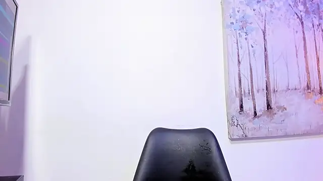 Snapshot of DanniaKross_1 chatting on November 2025 07:39:01 PM DanniaKross 1 online show from November 2025 07:39:01 PM