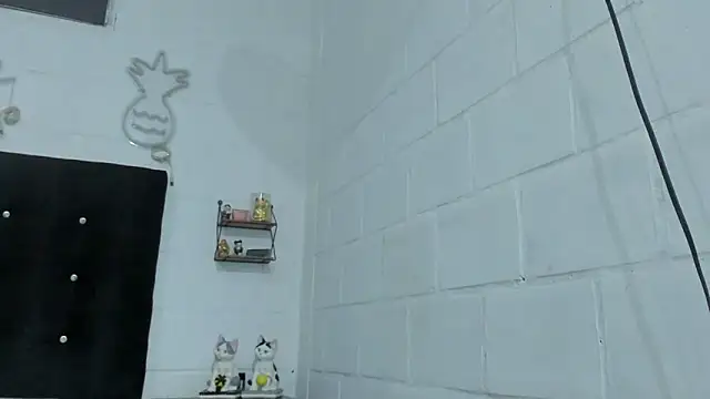 Snapshot of sexynova_93 chatting on July 2026 02:05:17 AM sexynova 93 online show from July 2026 02:05:17 AM