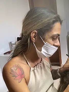 sabrinaneves online show from February 2026 05:35:02 PM