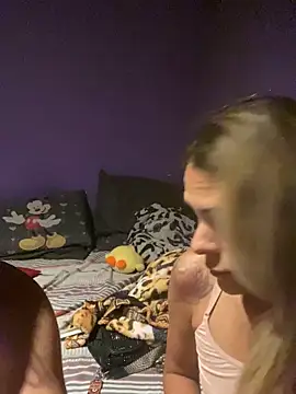 sabrinaneves online show from December 2025 01:17:02 PM