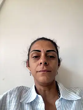 sabrinaneves online show from April 2026 01:24:02 PM