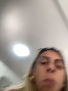 sabrinaneves online show from April 2026 02:29:01 PM