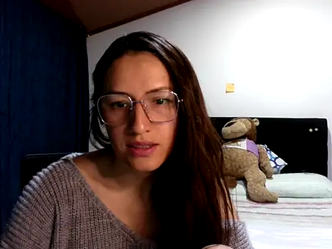 Snapshot of KendallTwisTx chatting on December 2025 04:13:02 AM KendallTwisTx online show from December 2025 04:13:02 AM