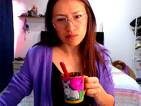 Snapshot of KendallTwisTx chatting on November 2025 09:08:01 PM KendallTwisTx online show from November 2025 09:08:01 PM