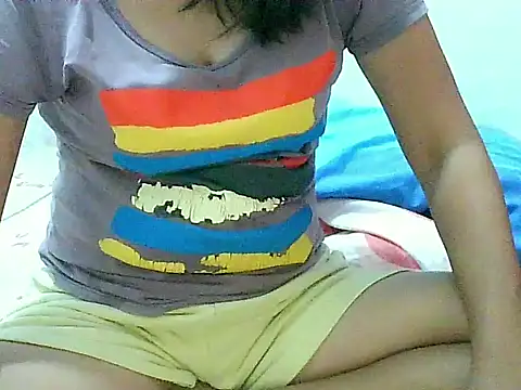 Snapshot of nhicole4u chatting on November 2025 12:10:02 PM nhicole4u online show from November 2025 12:10:02 PM