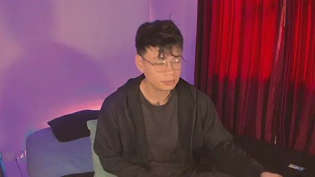 estmonnn online show from November 2025 09:25:01 PM