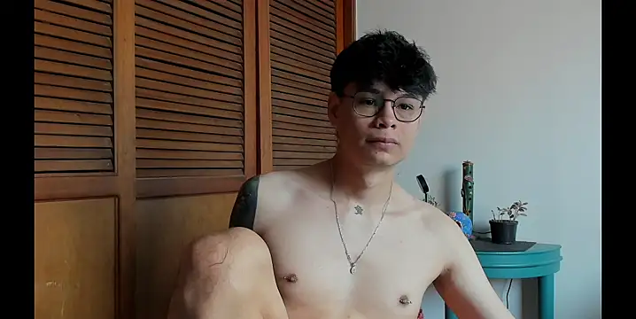 estmonnn online show from June 2026 01:05:02 PM