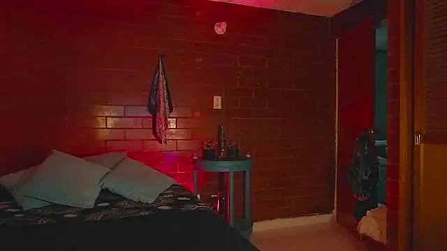 estmonnn online show from December 2025 12:13:02 AM