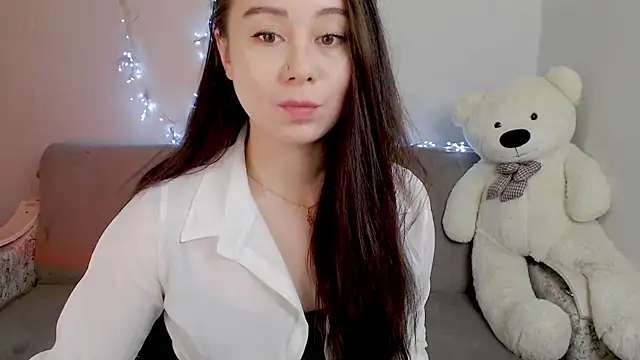 Snapshot of WOWalina chatting on October 2025 01:48:04 AM WOWalina online show from October 2025 01:48:04 AM