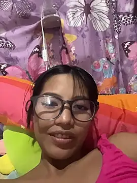 hottiebabe23 online show from November 2025 04:52:02 AM