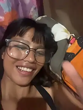 hottiebabe23 online show from November 2025 11:53:01 PM