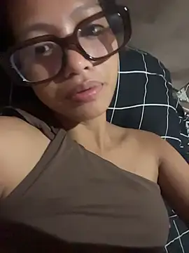 hottiebabe23 online show from January 2026 01:34:01 AM