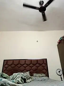 Snapshot of Naughty-Nancy chatting on November 2025 07:14:02 PM Naughty-Nancy online show from November 2025 07:14:02 PM