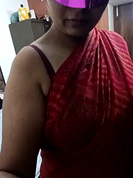 Snapshot of Naughty-Nancy chatting on December 2025 09:48:02 AM Naughty-Nancy online show from December 2025 09:48:02 AM