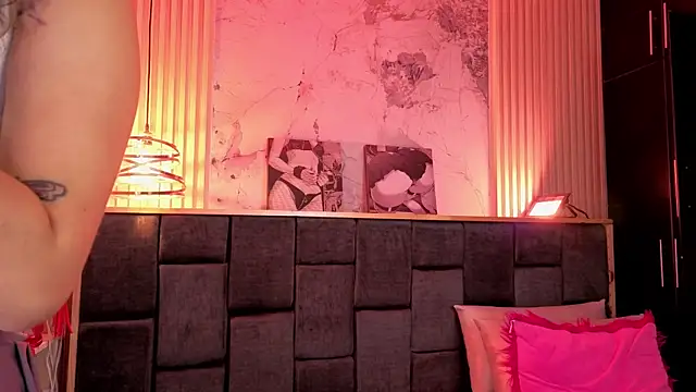 Im-Lola online show from February 2026 09:04:01 PM