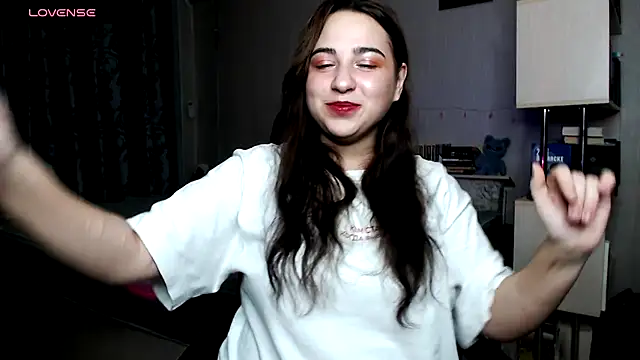 Snapshot of erica__mills chatting on November 2025 09:30:01 PM erica mills online show from November 2025 09:30:01 PM