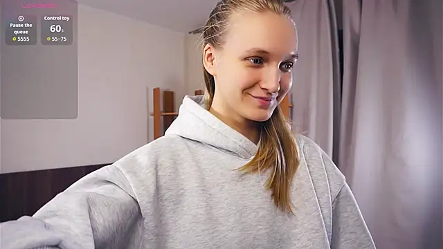 DierdreJacobsohn online show from December 2025 06:23:01 AM