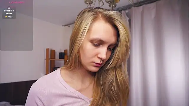 DierdreJacobsohn online show from December 2025 06:29:01 AM