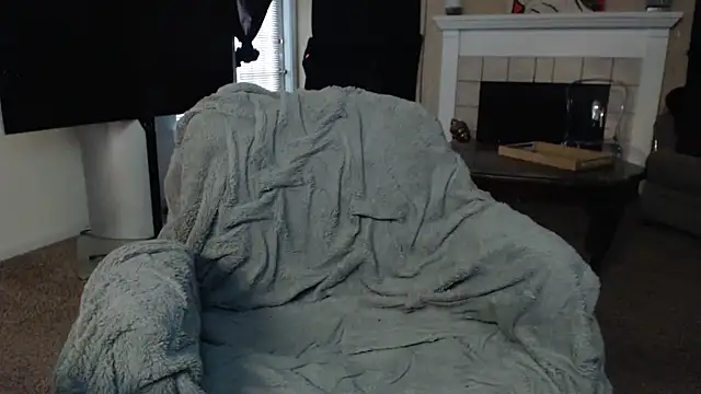 Skyl31 online show from November 2025 10:32:01 PM