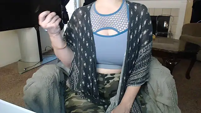 Skyl31 online show from October 2025 08:52:01 PM