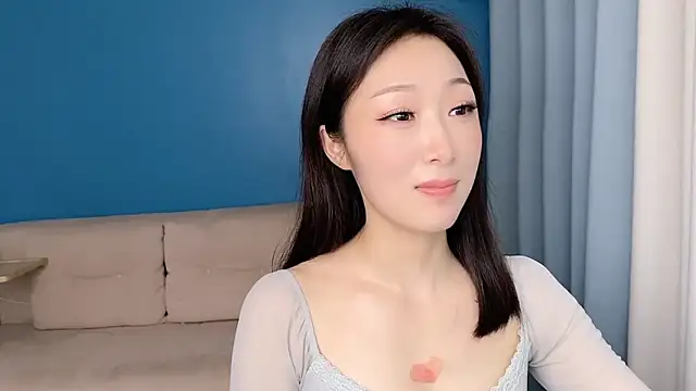 ella55-- online show from April 2026 07:45:01 AM